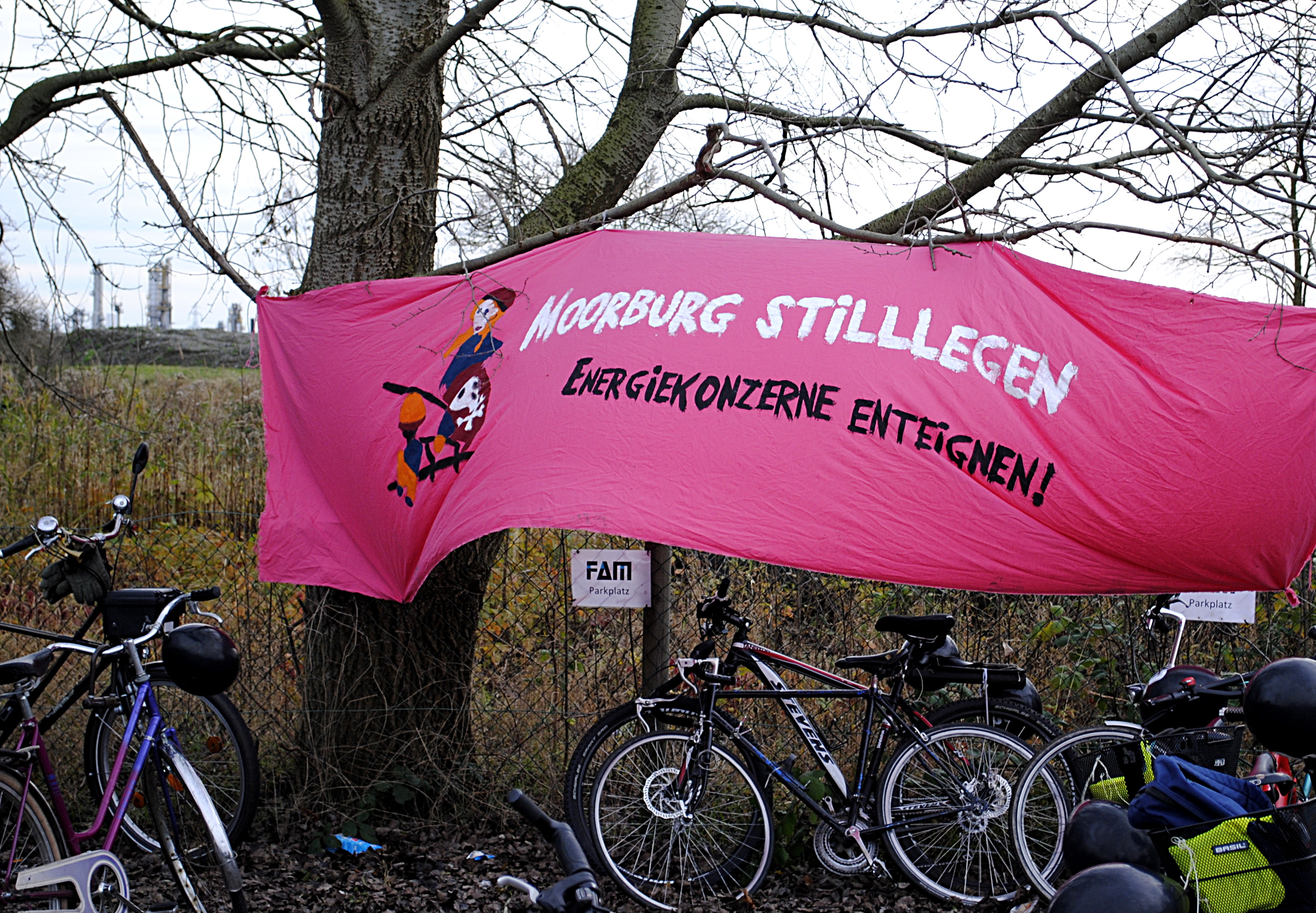 Transparent: Moorburg stilllegen - Energiekonzerne enteignen!